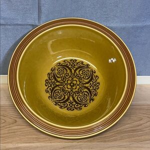 Elegant Northland iron stone handcrafted serving bowl 9,5 inches